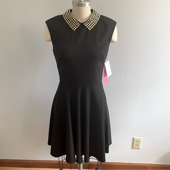 Betsey Johnson Peter Pan Jeweled Collar Dress- Size 6- NWT - Picture 1 of 7